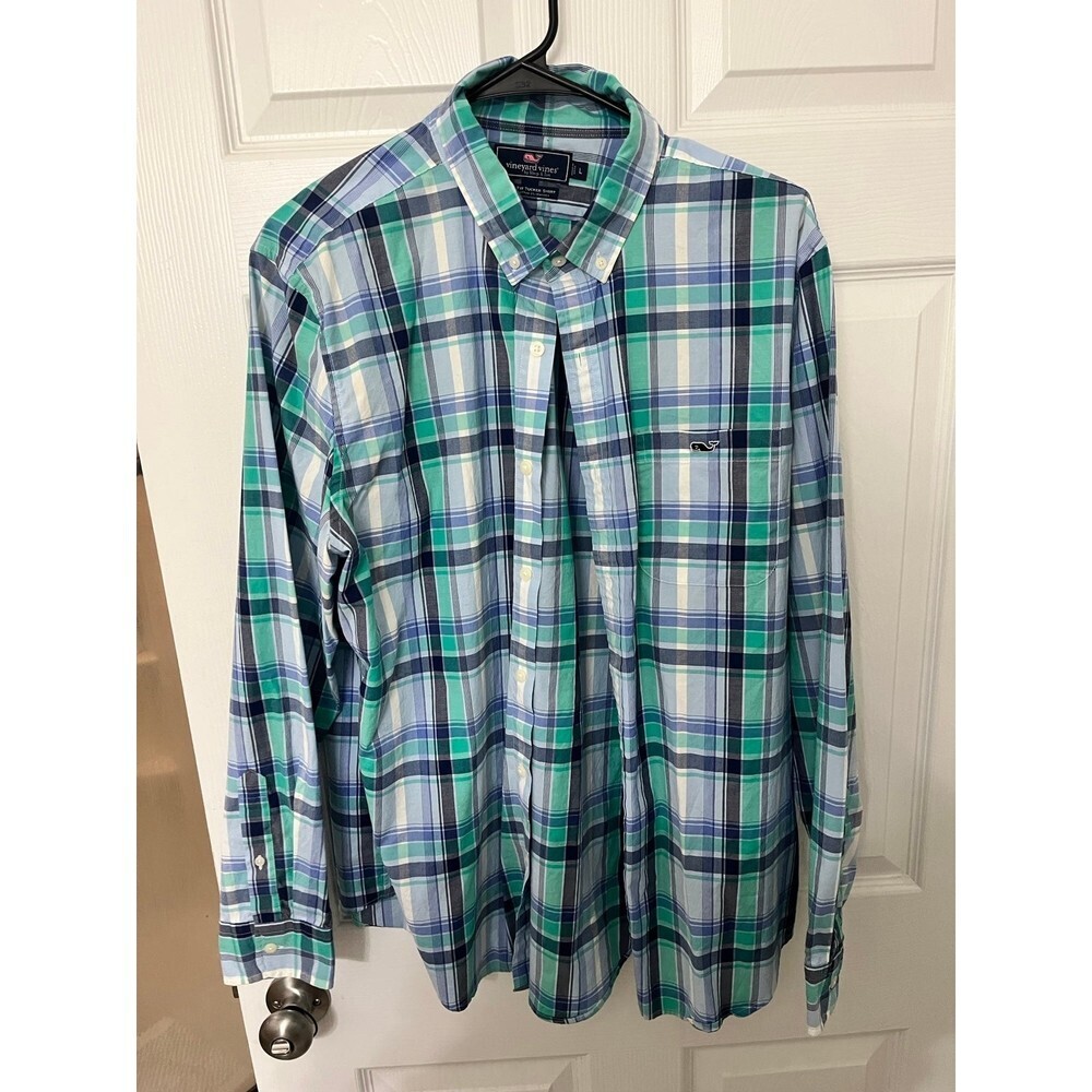 vineyard vines Men’s button down Shirt